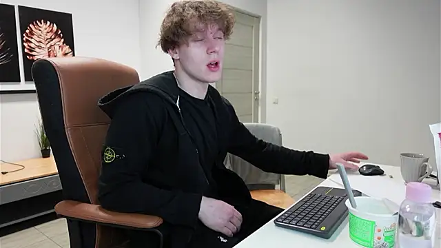 Snapshot of Charles_Dreams chatting on 03.15.26 Charles Dreams online show from 03.15.26