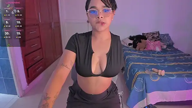 Tatiana-Jaaramillo online show from 04.21.26