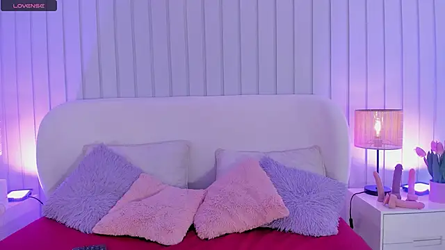 catalinaruiz  online show from 03.08.26