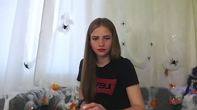 Sansa Dream online show from 10.16.25