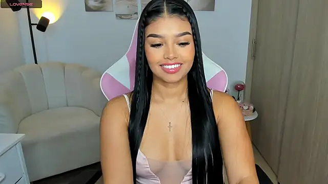 Snapshot of haileyflorez_ chatting on 06.10.26 haileyflorez online show from 06.10.26
