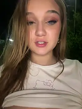 Hannah-2007 online show from 07.14.26