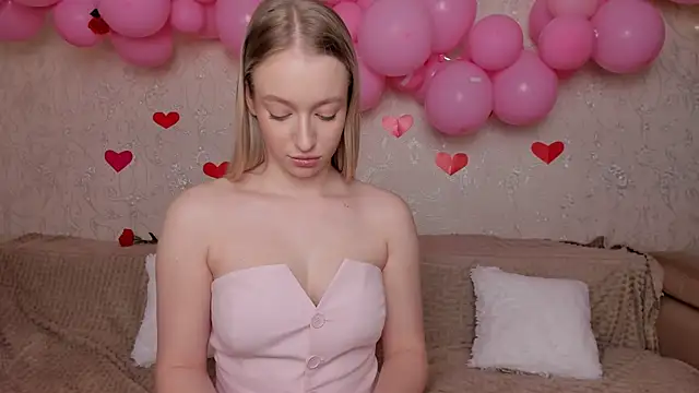 Snapshot of elldiana chatting on 02.17.26 elldiana online show from 02.17.26