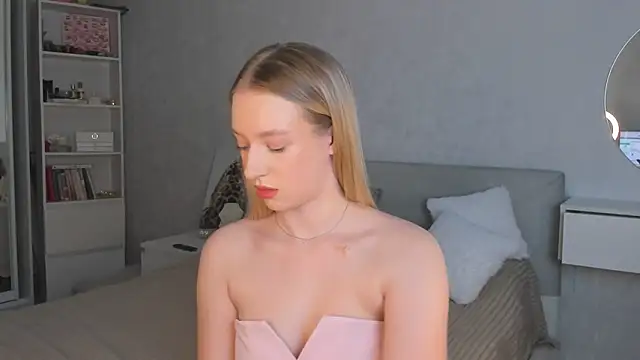 Snapshot of elldiana chatting on 03.03.26 elldiana online show from 03.03.26