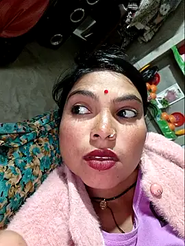 Snapshot of Jankisinghji chatting on 11.16.25 Jankisinghji online show from 11.16.25