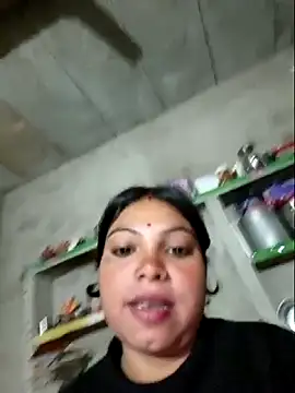 Snapshot of Jankisinghji chatting on 11.26.25 Jankisinghji online show from 11.26.25