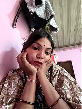 Snapshot of Jankisinghji chatting on 12.19.25 Jankisinghji online show from 12.19.25