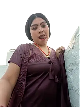 Snapshot of Jankisinghji chatting on 02.22.26 Jankisinghji online show from 02.22.26