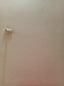 Snapshot of sara-xx chatting on 12.16.25 sara-xx online show from 12.16.25