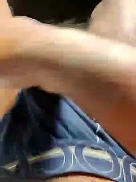 Snapshot of Fun_with_me05 chatting on 11.27.25 Fun with me05 online show from 11.27.25