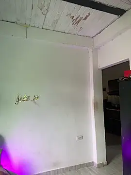 Isabella Hillss online show from 02.01.26