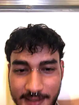 Snapshot of Brunicci chatting on 12.04.25 Brunicci online show from 12.04.25