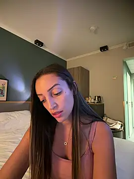 BelleRune online show from 07.25.26