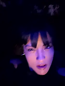 Snapshot of monalily chatting on 01.10.26 monalily online show from 01.10.26