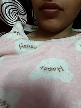 Snapshot of Neethu90 chatting on 12.14.25 Neethu90 online show from 12.14.25