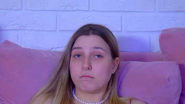 TinnaBurton online show from 07.14.26