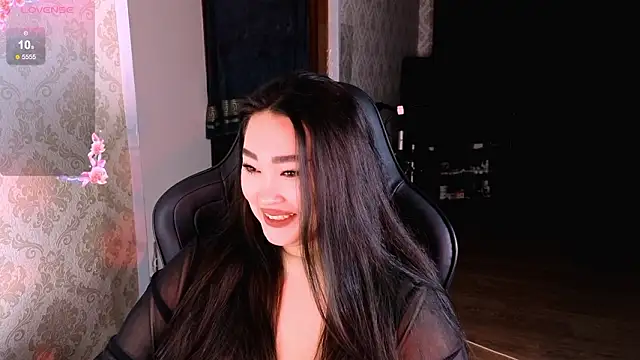 Snapshot of Emma_Uilson chatting on 03.05.26 Emma Uilson online show from 03.05.26