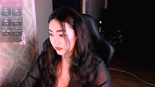 Snapshot of Emma_Uilson chatting on 04.04.26 Emma Uilson online show from 04.04.26