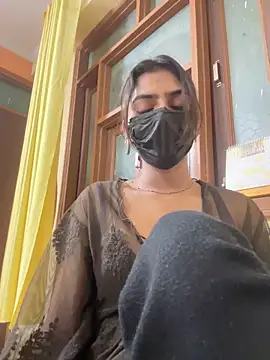 Snapshot of sexyayeshadesi chatting on 02.13.26 sexyayeshadesi online show from 02.13.26