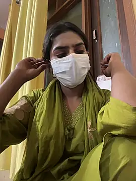 Snapshot of sexyayeshadesi chatting on 02.24.26 sexyayeshadesi online show from 02.24.26