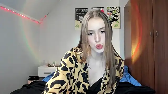 tinyglow online show from 01.14.26