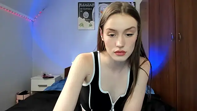 tinyglow online show from 04.24.26