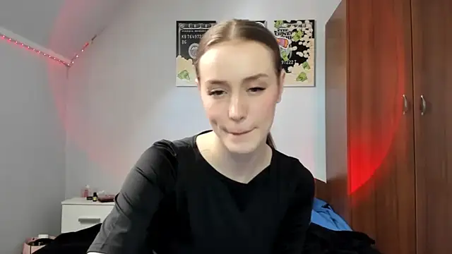 tinyglow online show from 04.26.26