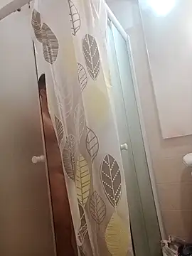 platone09 online show from 12.18.25