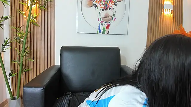 Emily Frostt online show from 04.29.26
