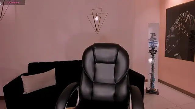 HaileyRoss  online show from 06.11.26