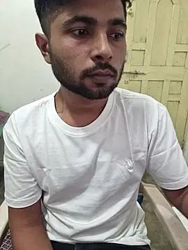 Snapshot of syndyc1 chatting on 12.01.25 syndyc1 online show from 12.01.25