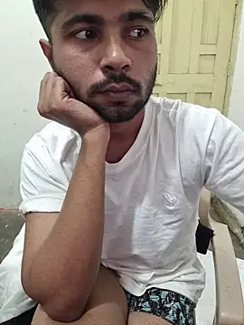 Snapshot of syndyc1 chatting on 12.02.25 syndyc1 online show from 12.02.25