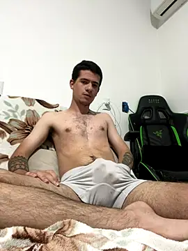 Snapshot of crowley_bc chatting on 12.18.25 crowley bc online show from 12.18.25