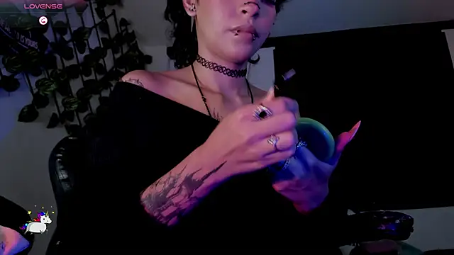 Anny Kiitty online show from 07.24.26