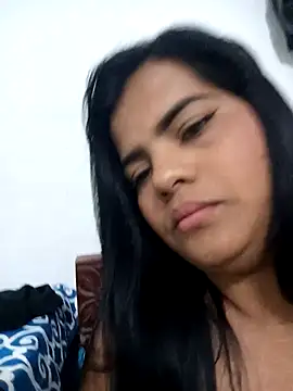  QueenSofia  online show from 11.20.25