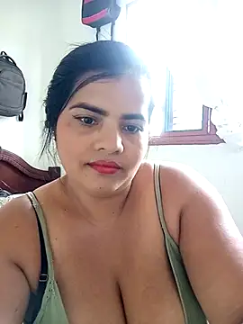  QueenSofia  online show from 11.20.25