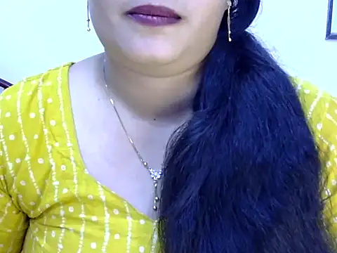 Snapshot of Muskan_Jha chatting on 06.16.26 Muskan Jha online show from 06.16.26