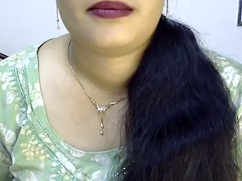 Snapshot of Muskan_Jha chatting on 06.18.26 Muskan Jha online show from 06.18.26
