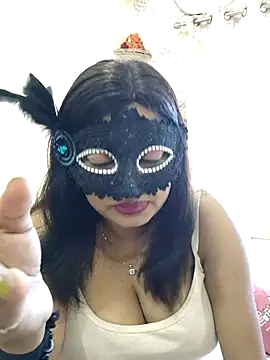 Cute-richa1 online show from 04.26.26