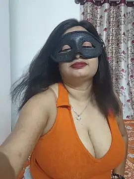 Cute-richa1 online show from 06.12.26