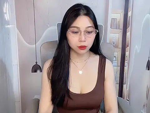 Lousii online show from 04.22.26