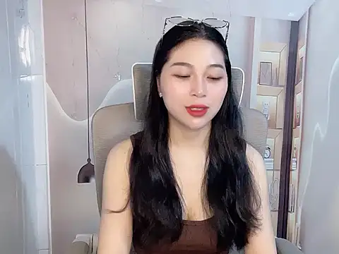 Lousii online show from 04.23.26