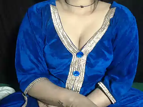 Snapshot of Queen_Bhanu chatting on 01.13.26 Queen Bhanu online show from 01.13.26