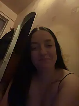 DianasLovex online show from 12.17.25