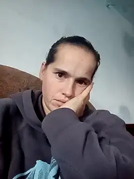 Snapshot of MelisaaRain chatting on 11.24.25 MelisaaRain online show from 11.24.25