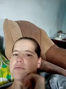 Snapshot of MelisaaRain chatting on 11.26.25 MelisaaRain online show from 11.26.25