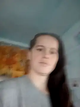 Snapshot of MelisaaRain chatting on 12.16.25 MelisaaRain online show from 12.16.25