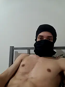 Snapshot of bnnzin chatting on 05.15.26 bnnzin online show from 05.15.26