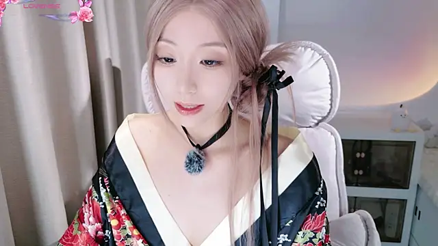 Lulu QAQ online show from 07.22.26