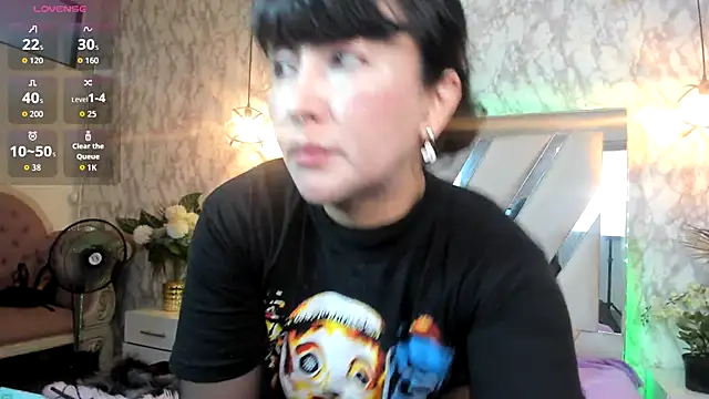 Snapshot of LILITH_LIBELULA chatting on 12.04.25 LILITH LIBELULA online show from 12.04.25